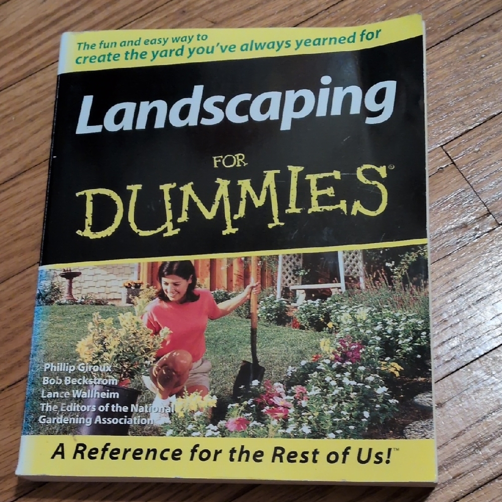 Landscaping For Dummies Book
